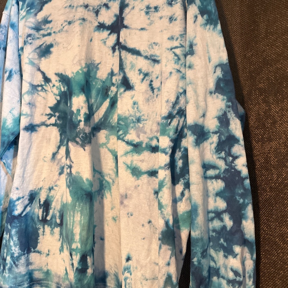 NEW! XL Long Sleeve Tie Dye Tee - Picture 3 of 6